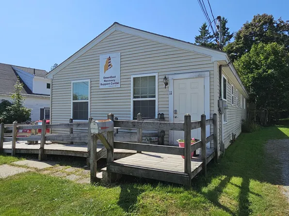 11 Free Street, Machias, ME 04654
