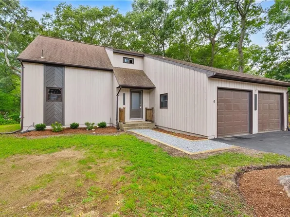 6 Acacia Ct, Coventry, RI 02816