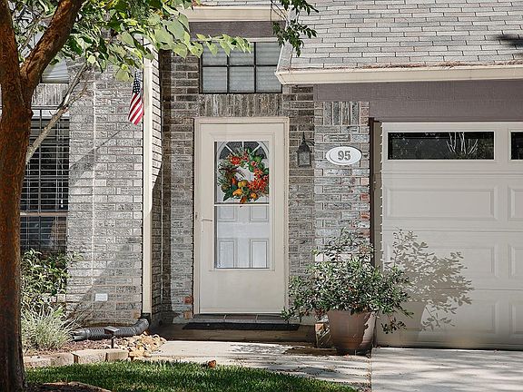 3rd image of 95 N Pathfinders Cir