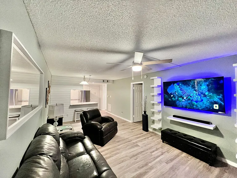 4330 Falmouth Dr #204 — Photo 7
