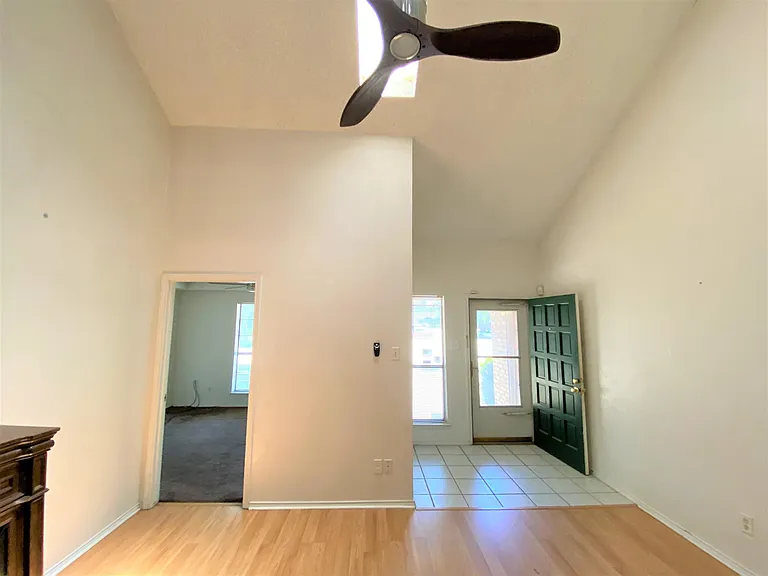 223 Hood St — Photo 19