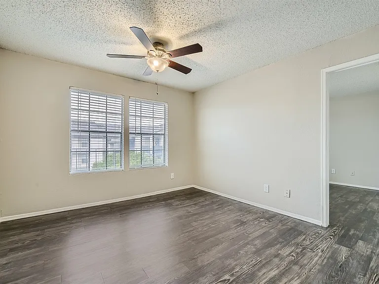 Rise Spring Pointe — Photo 76