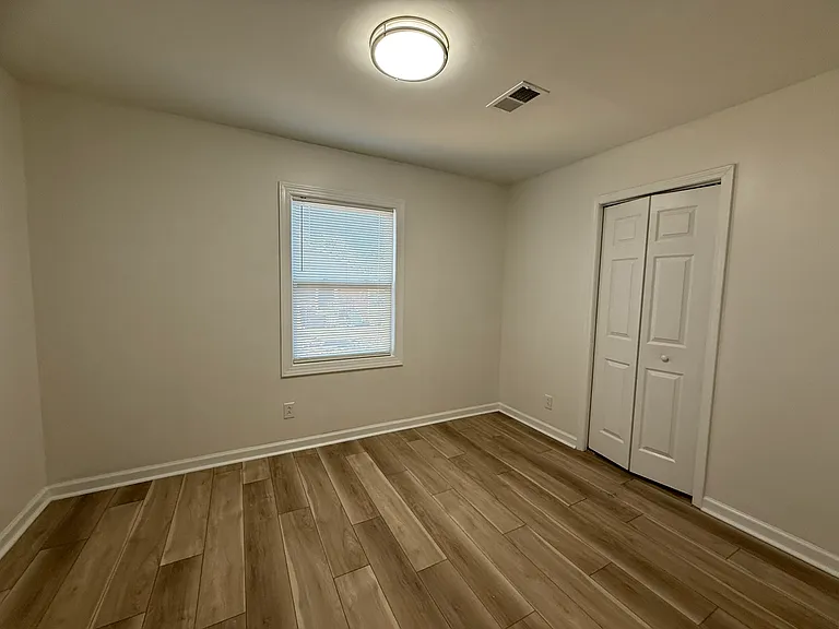 8006 Hemby Wood Dr — Photo 32