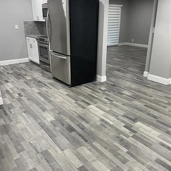 2700 Riverside Dr — Photo 1