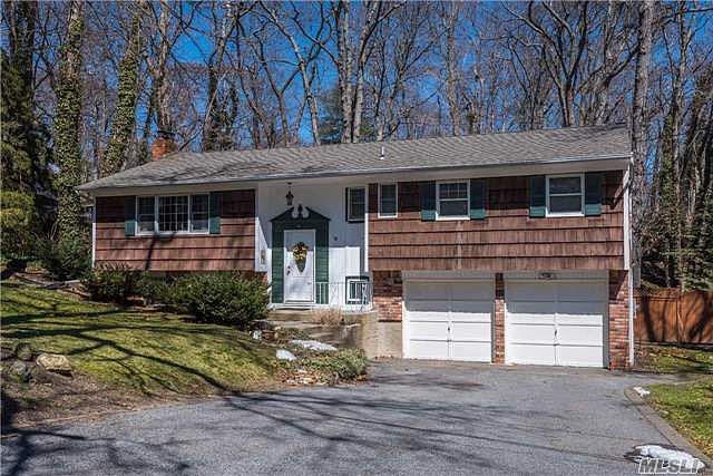 1st image of 15 Beacon Hill Dr