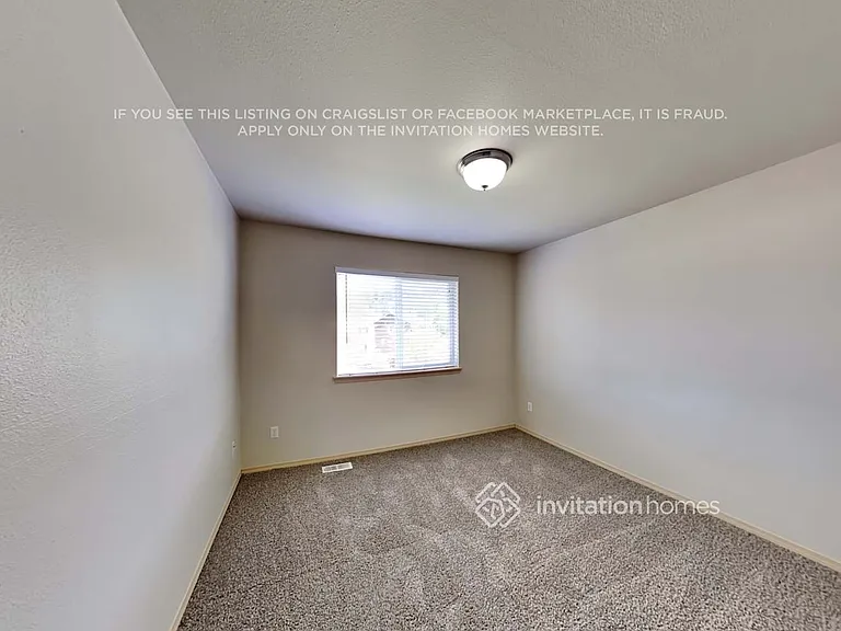1314 Hardtke Ave NE — Photo 16