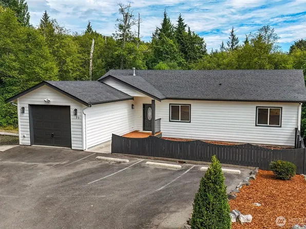 71 Carson Avenue SE, Port Orchard, WA 98366