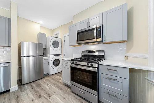 46 Brackett St #2 Photo 1