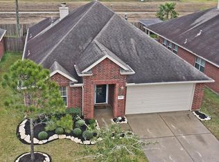 5515 Autumn Ash Ln, Rosharon, TX 77583