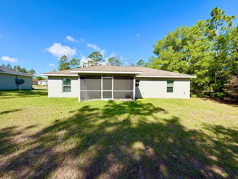 210 Oak Ln — Photo 30