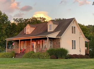 2 Crest Hill Dr, Cresthill, NJ