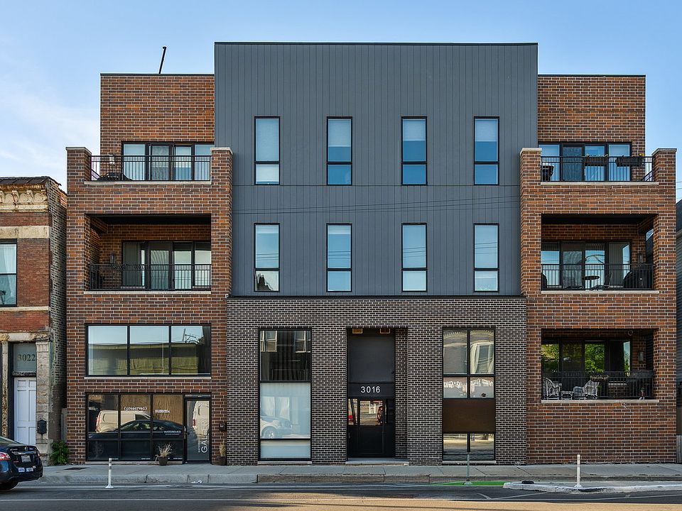 1st image of 3016 W Belmont Ave #2N