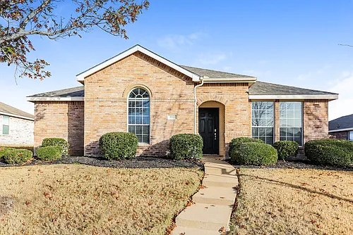 312 Singleton Dr Photo 1
