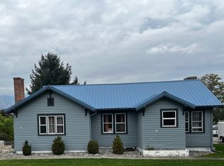 (Undisclosed Address), East Wenatchee, WA 98802