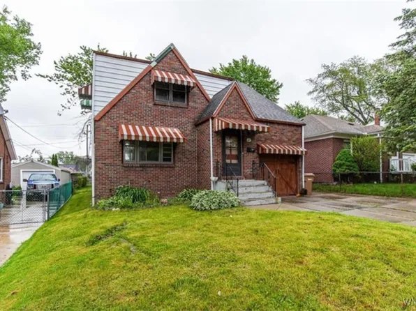 61 Lynncrest Ter, Cheektowaga, NY 14225