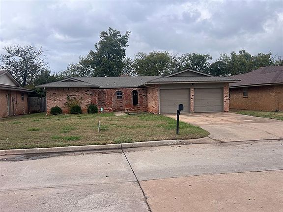 2nd image of 11213 Bel Air Pl