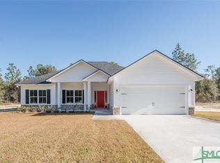 300 Linden Rd, Jesup, GA 31545