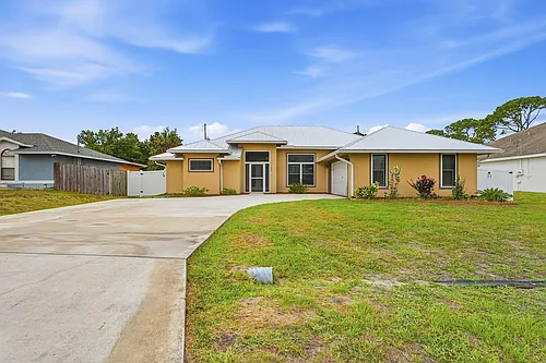 1280 SW Kalevala Dr Photo 1