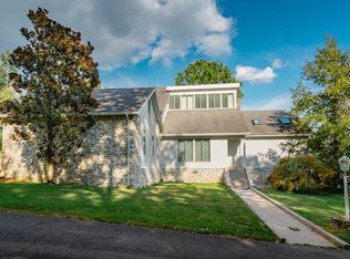 2281 Ridgewood Dr, Madisonville, KY 42431