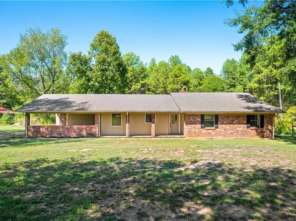 233 Fletcher Rd, Many, LA 71449
