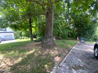 Summit Hill Dr, Lake City, TN 37769