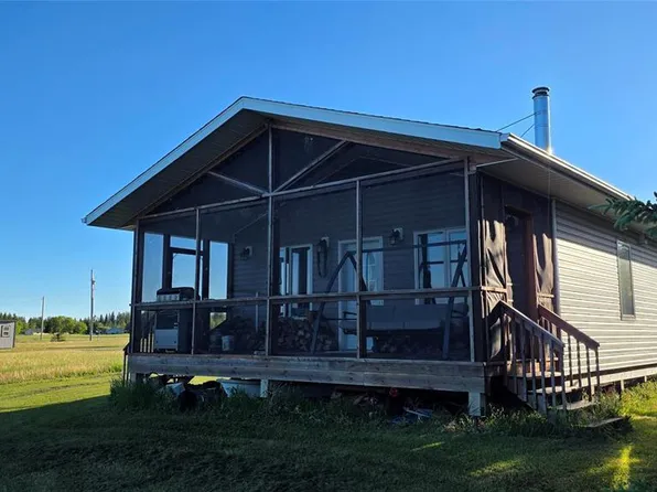 9 Settlers Trl, Bifrost Riverton, MB R0C 2R0