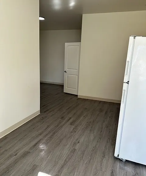 898 Guadalupe St — Photo 5