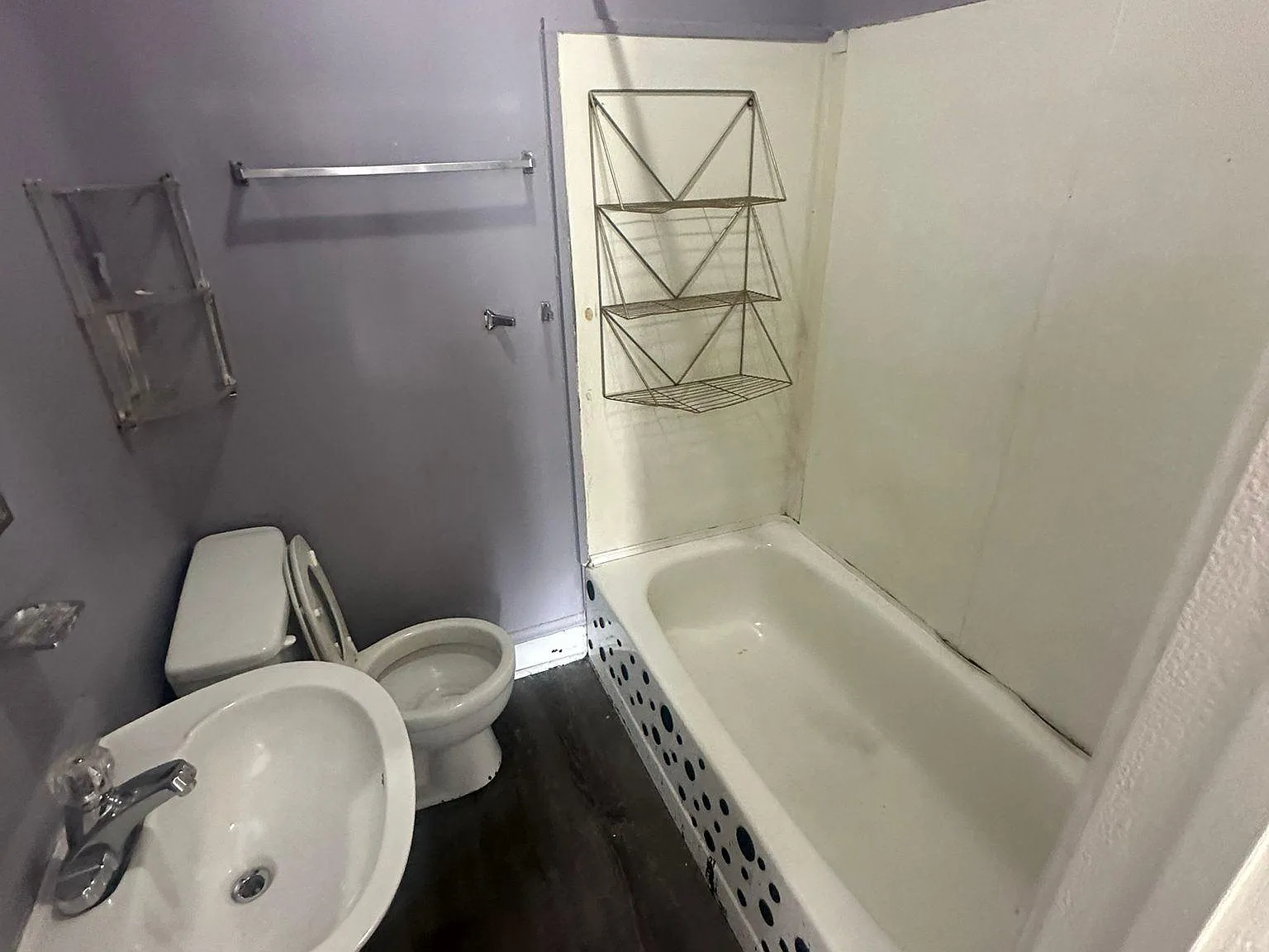 1 bed, 600 sqft, $700 — Photo 3