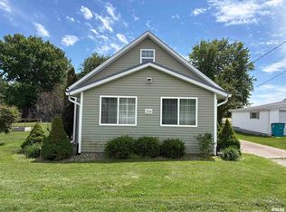254 5th St, Dunfermline, IL 61520