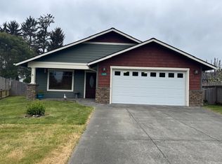 165 Maple Tree Ln, Crescent City, CA 95531