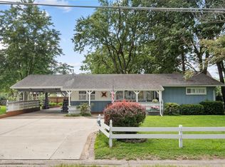 42 W Oak St, Mascoutah, IL