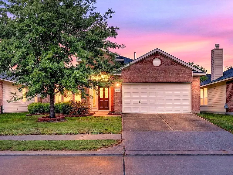 11630 Forest Wind Ln — Photo 1