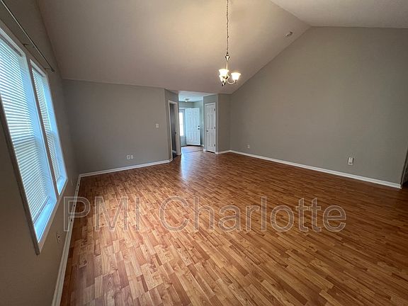 5th image of 13029 Beddingfield Dr