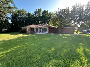 2613 Raguet St, Nacogdoches, TX 75965