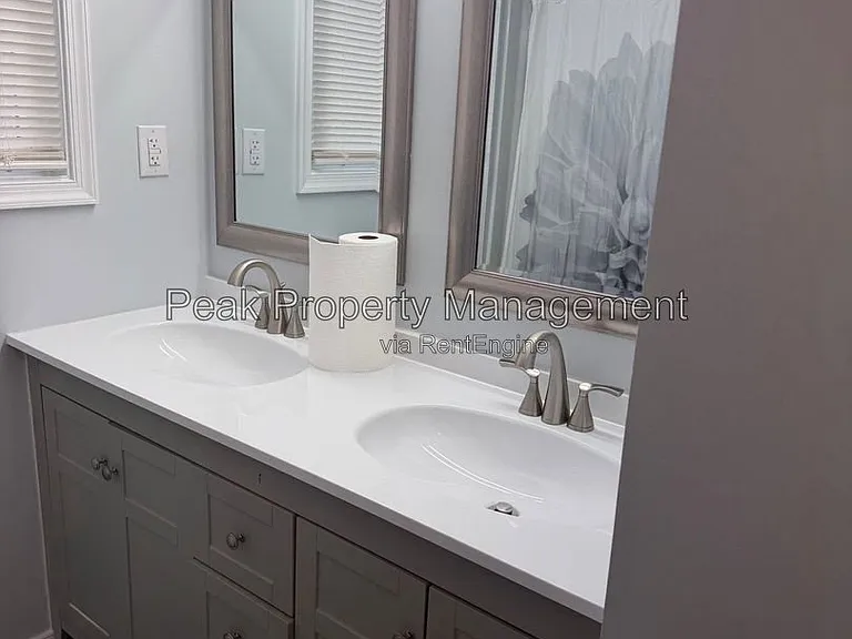 2119 Woodmont Dr — Photo 18