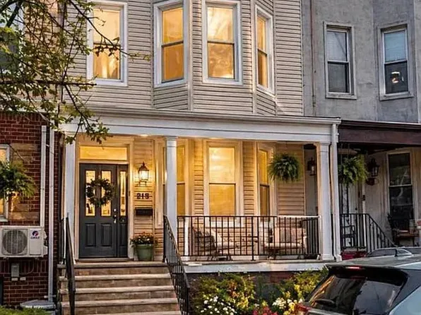 79-23 67th Dr #2, Middle Village, NY 11379