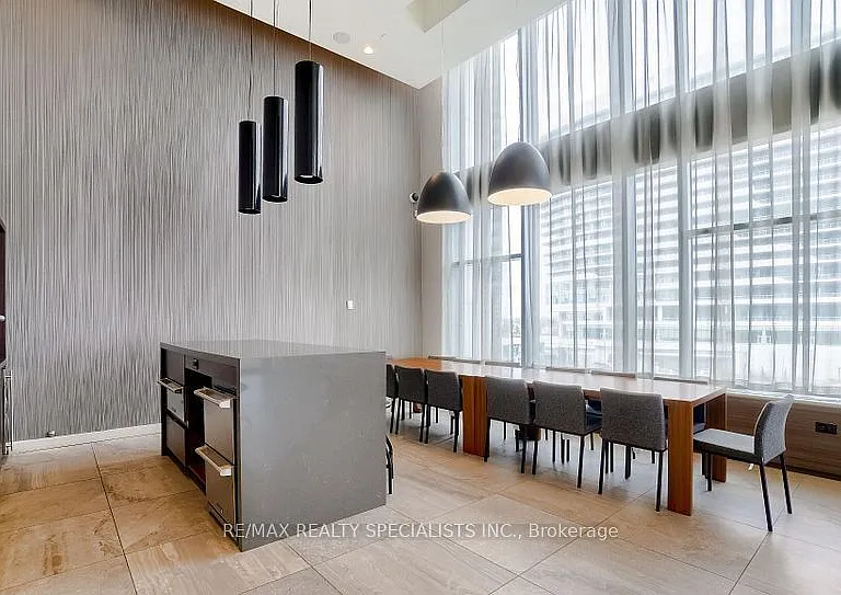 2560 Eglinton Ave W #1509 — Photo 12