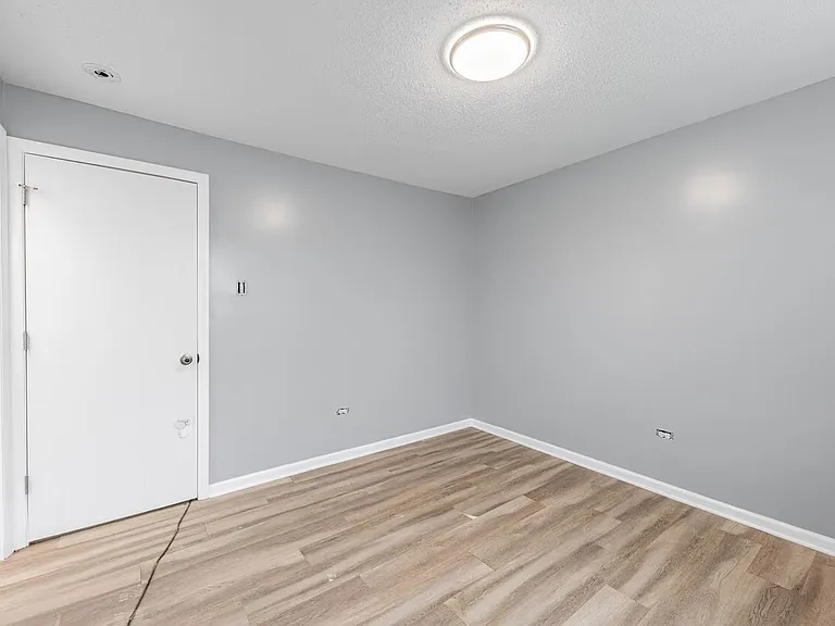 5508 W 55th St #1 — Photo 5