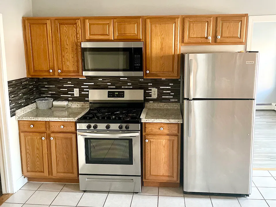 103 Hamlet Ave #1