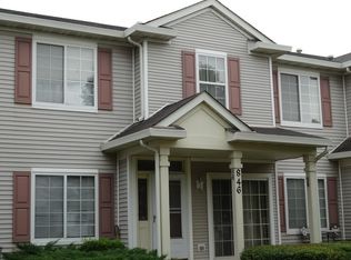 846 County Line Rd #846, Aurora, IL 60502