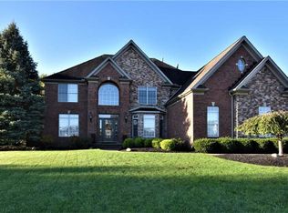 4454 Doral Dr, Avon, OH