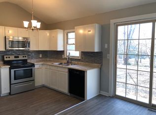 1409 SW Ward Ct, Blue Springs, MO 64014