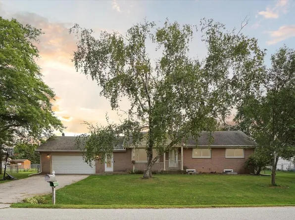 1335 West Daniel LANE, Oak Creek, WI 53154