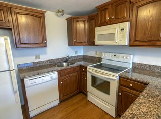 100 Locust St #5, Woburn, MA 01801