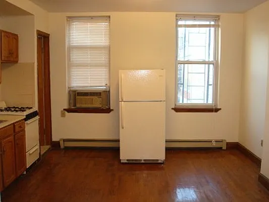 Rented by Realty Collective | media 26