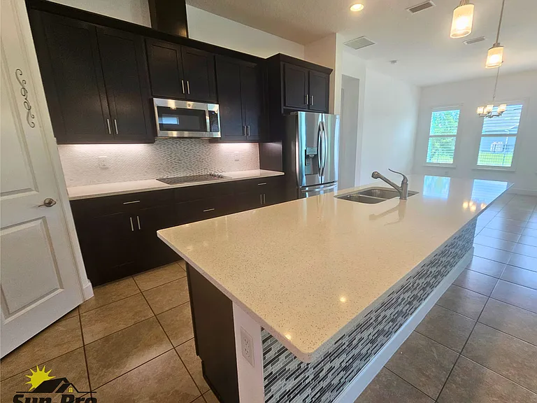 6235 W Fallsgrove Ln — Photo 8