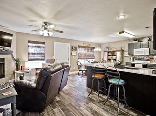 2303 W Skyler Dr, Fayetteville, AR 72703