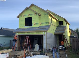 786 Marshall Ave, Coos Bay, OR