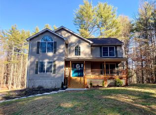 186 Creek Rd, Pleasant Valley, NY 12569