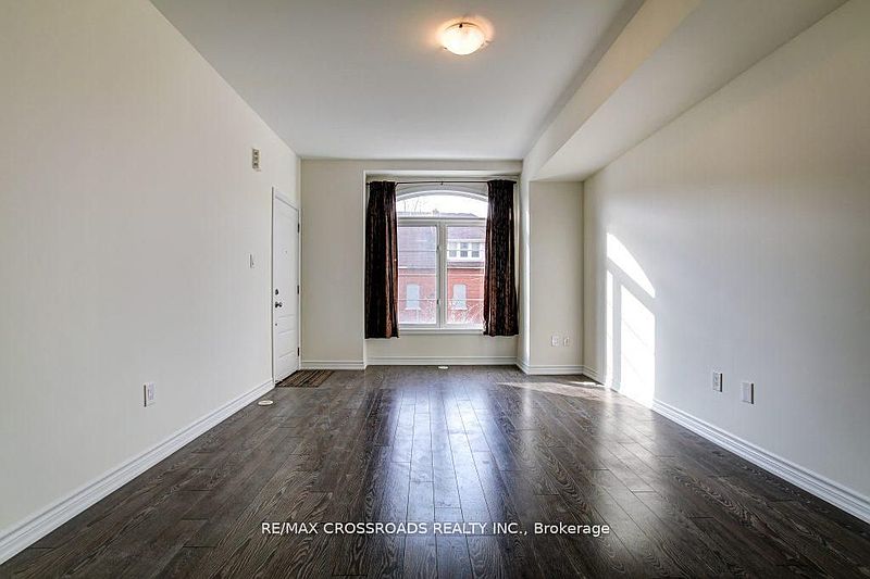Toronto Townhouse for rent - 2 Bedrooms — photo 9